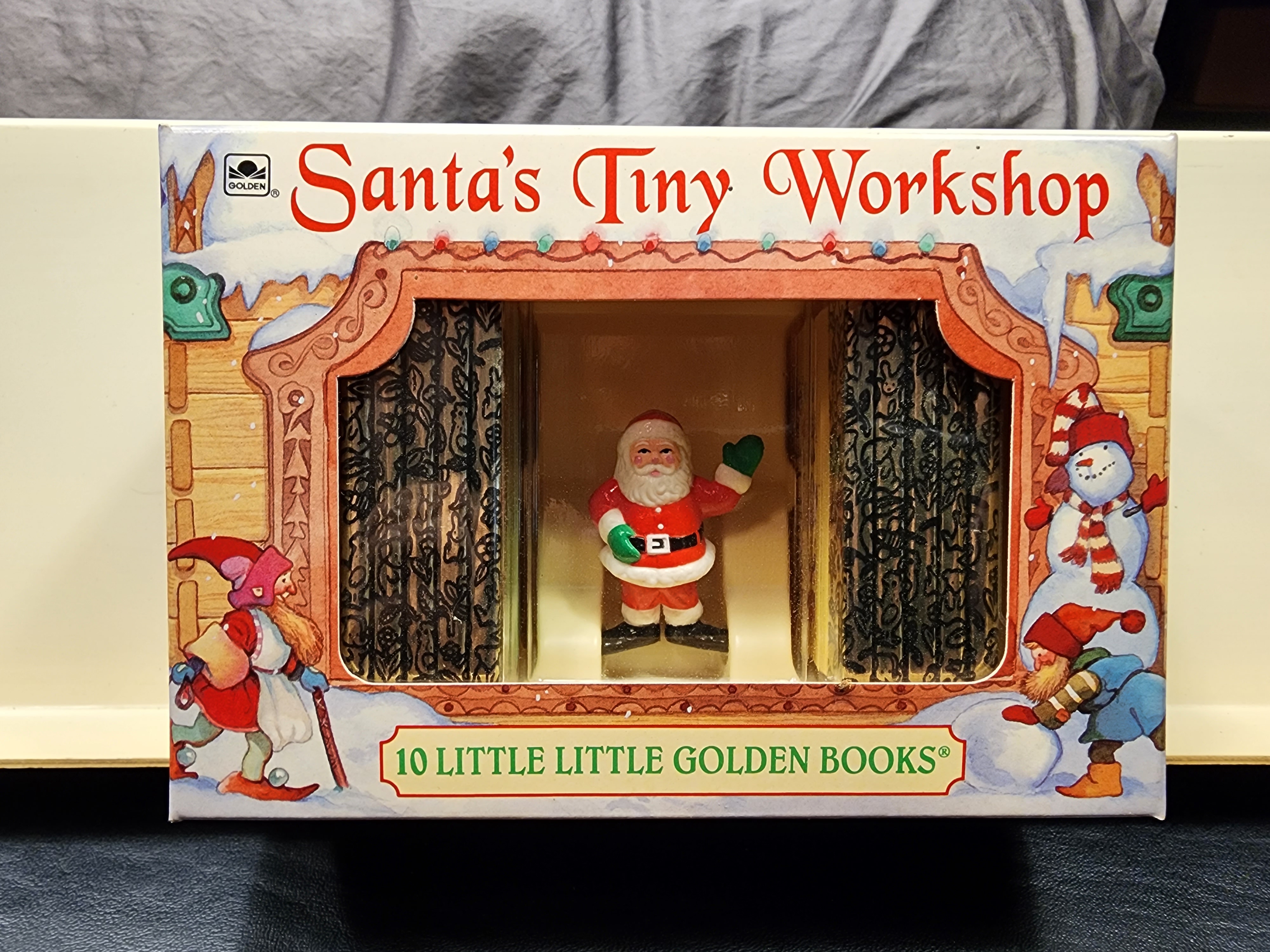 Santa's Tiny Workshop /Llgb