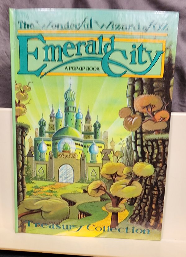 Wonderful Wizard of Oz Pop-Ups: Emerald City