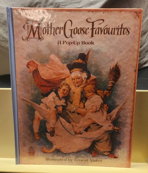 Mother Goose Favourites: A Pop-Up Book